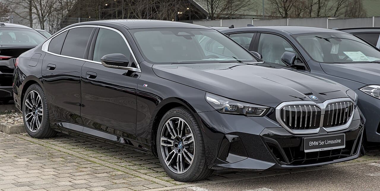 BMW i5 model photograph
