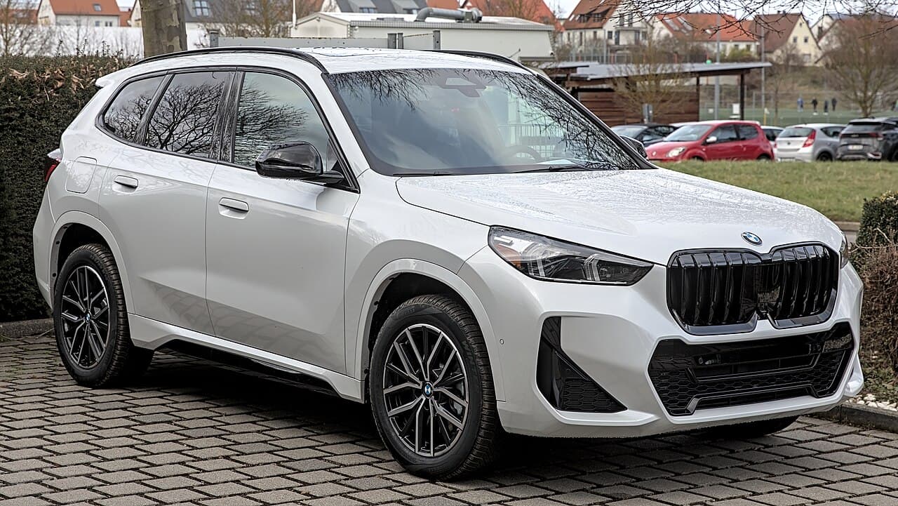 BMW X1 model photograph