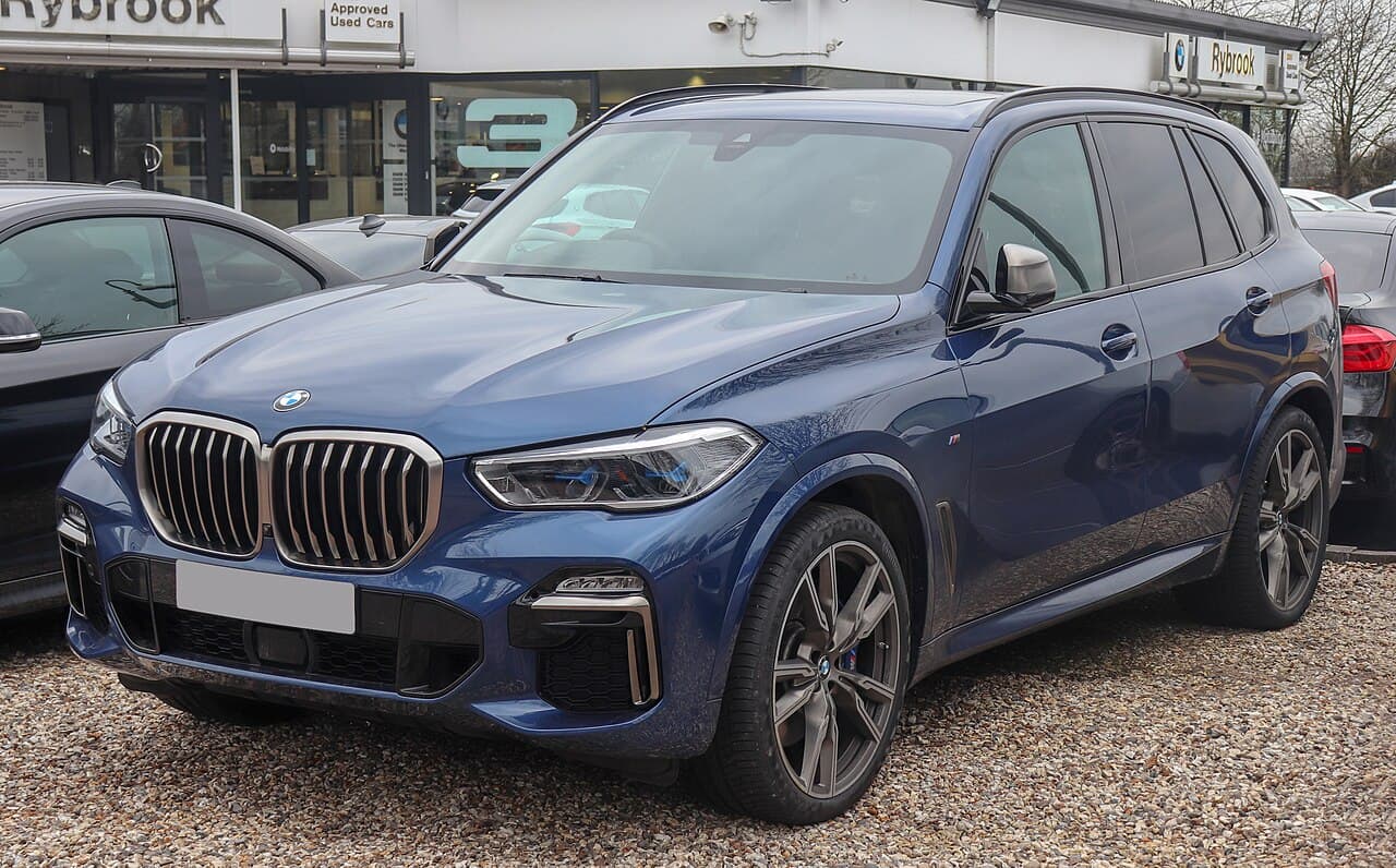 BMW X5 model photograph