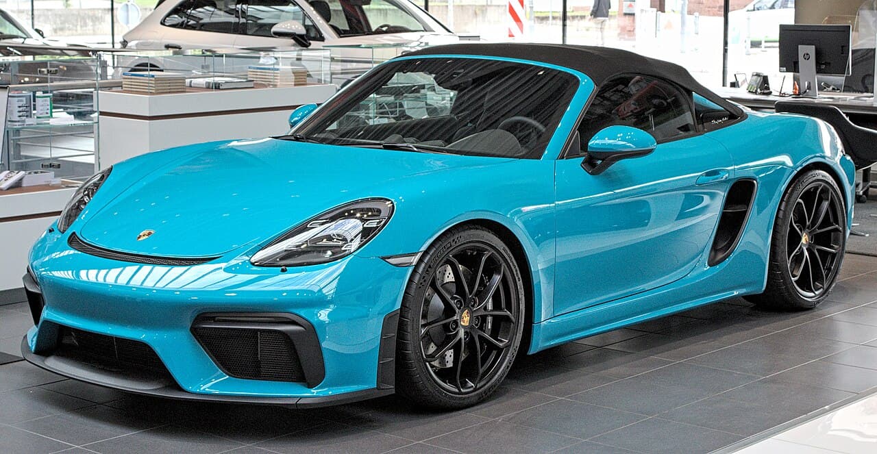 Porsche 718 Boxster model photograph