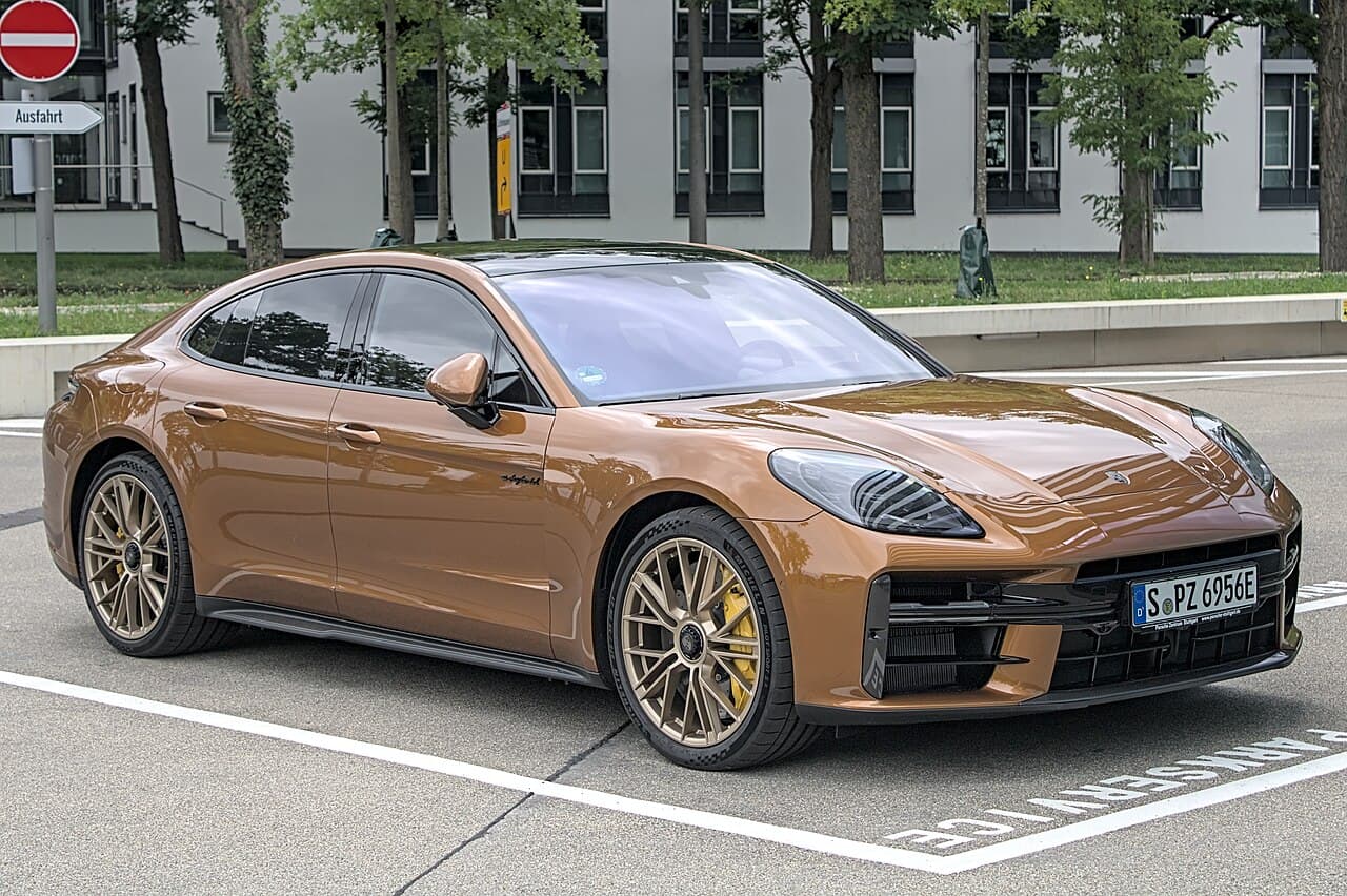 Porsche Panamera model photograph