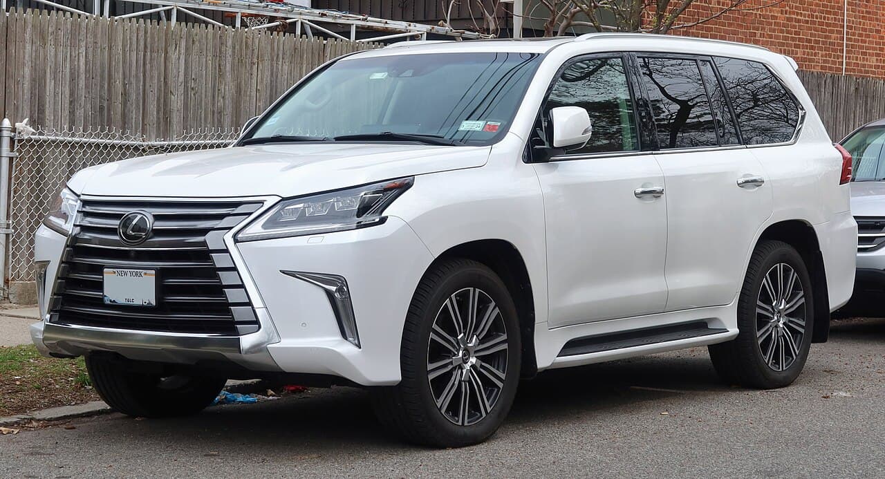 Lexus LX model photograph